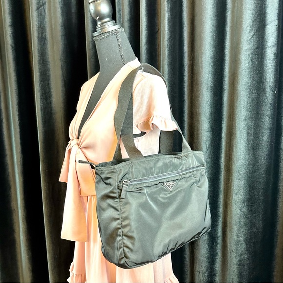 Prada black nylon shoulder bag or diaper bag with dust bag - Picture 2 of 16